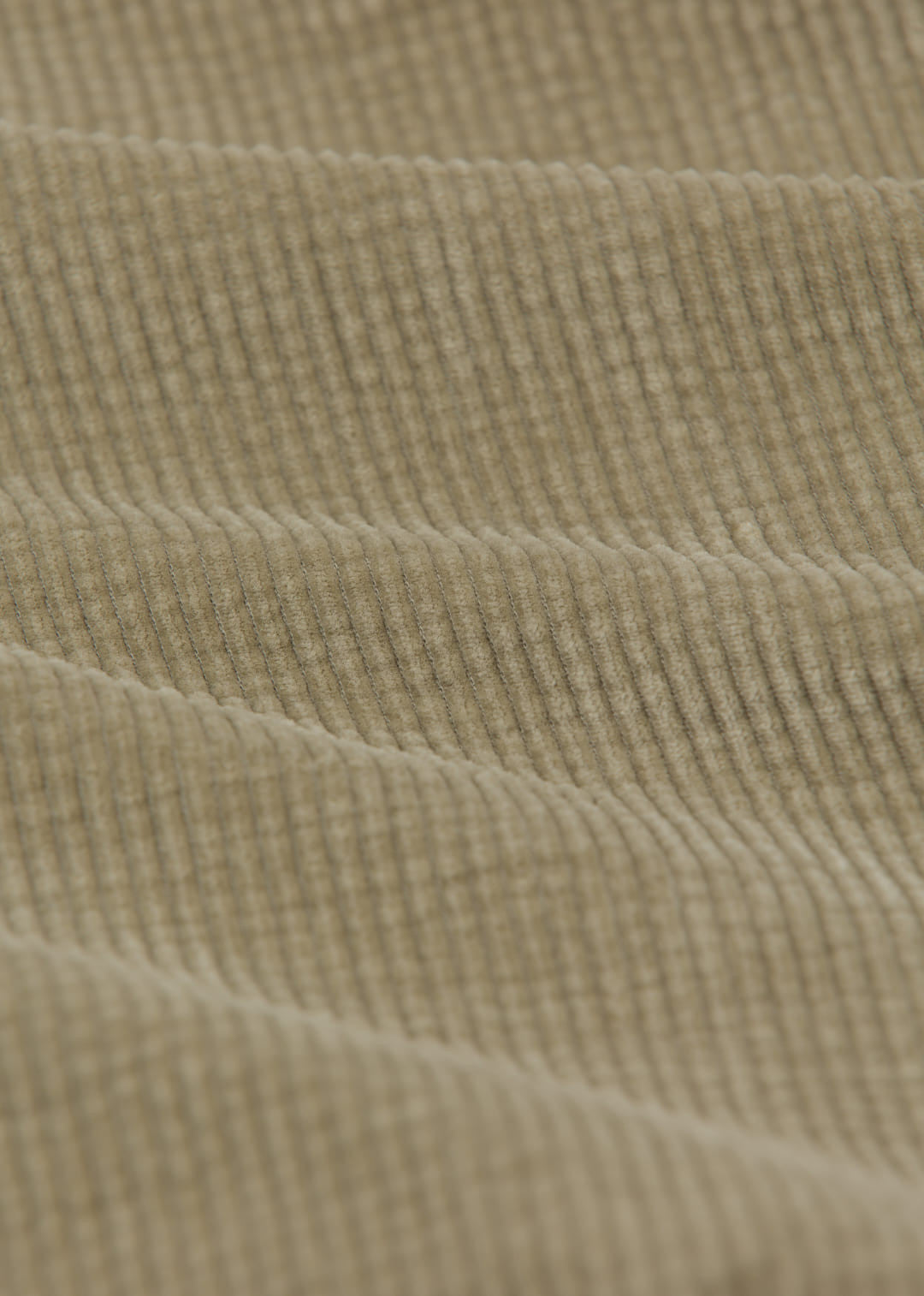 AP | Giuletta Ribbed Velvet Pant - Khaki Green