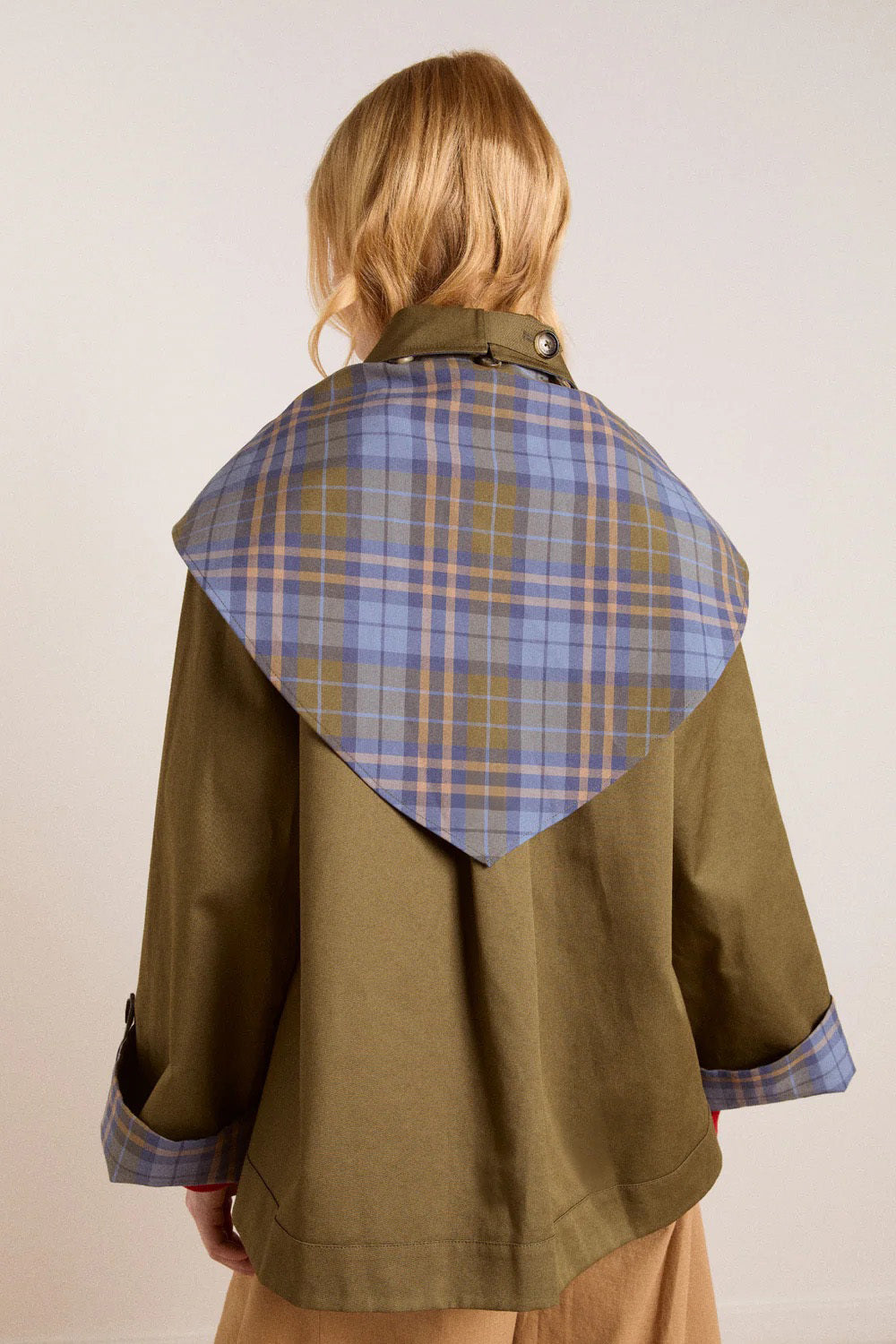 Aw25-dm-2002 Jerry Crop Trenc Olive