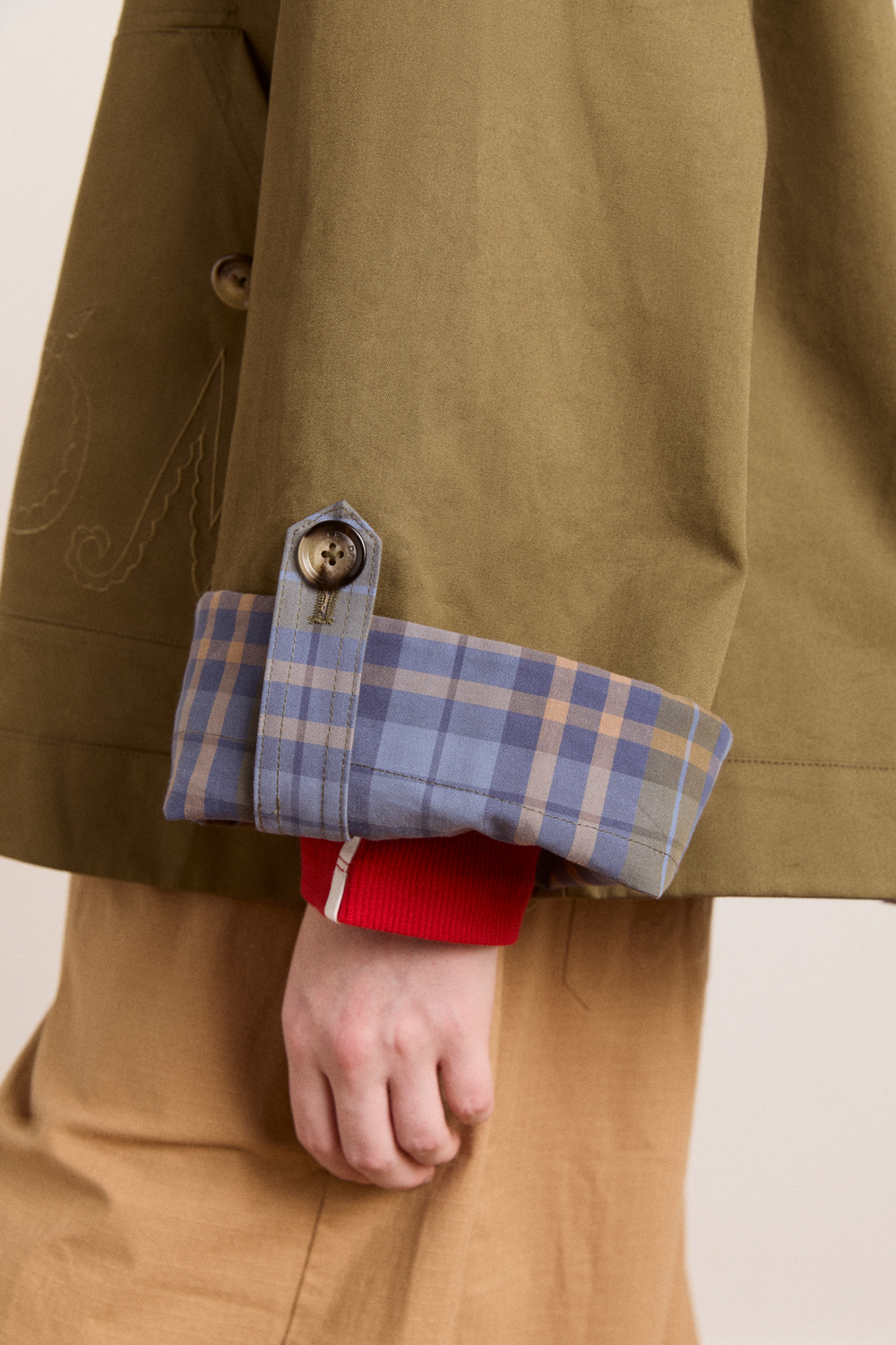 Aw25-dm-2002 Jerry Crop Trenc Olive
