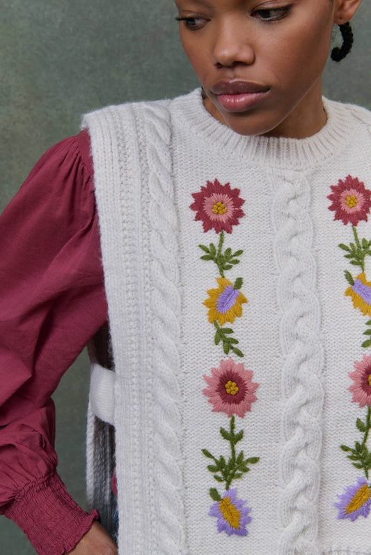 Vest J0150 Adela Cream