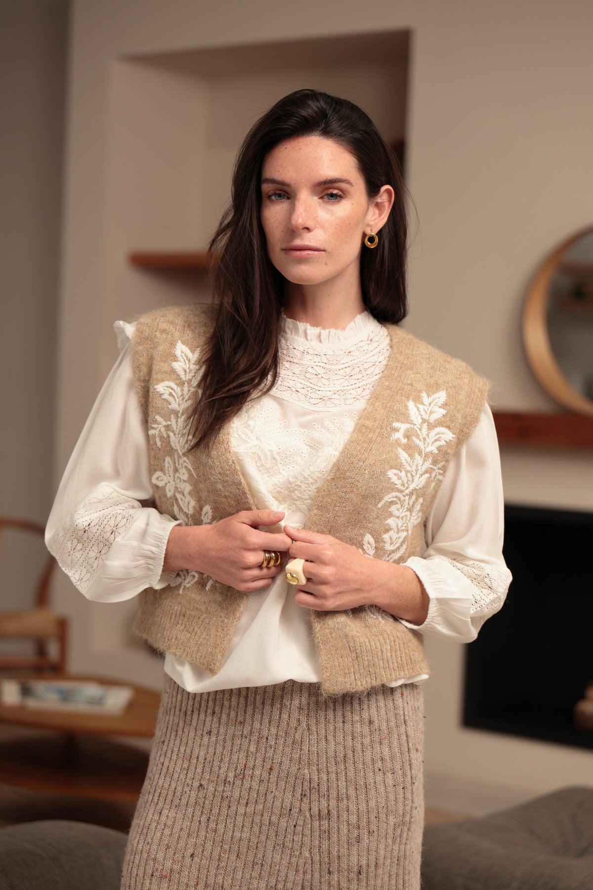 LUNA LLENA-654 VE150-BEIGE_03.jpg