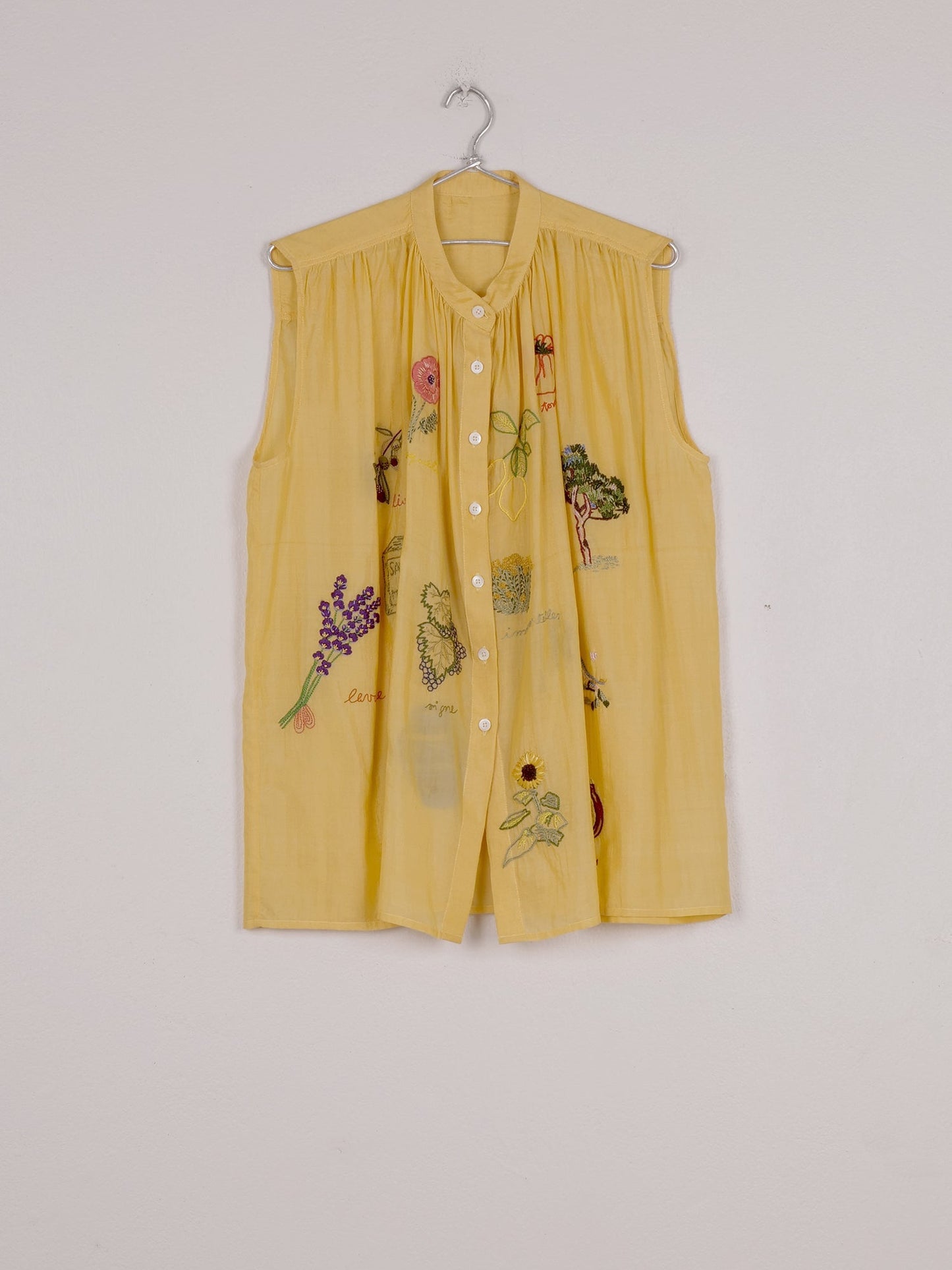 Mii | Iris Sleeveless Shirt - Handwoven Cotton-Silk Abricot