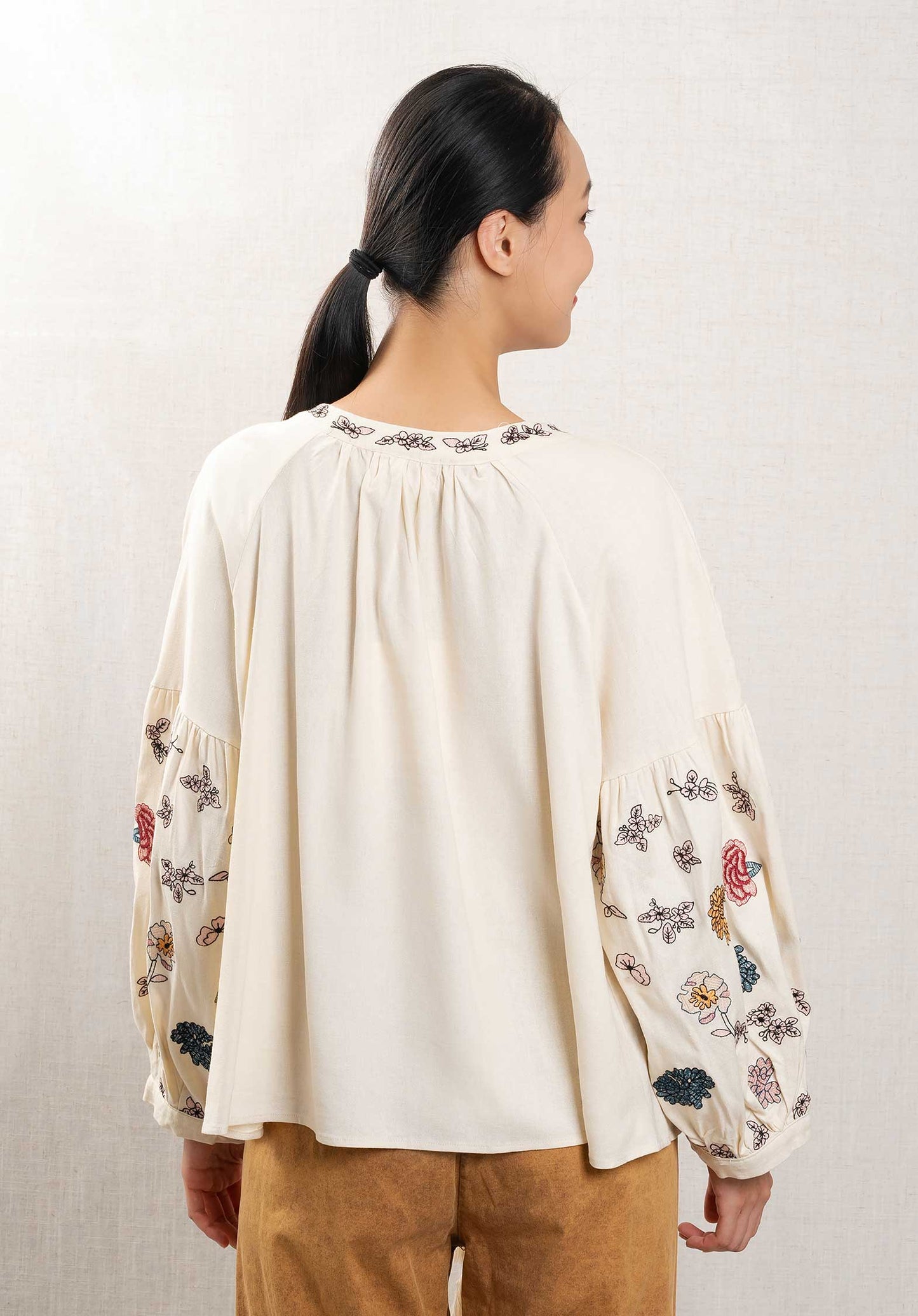 Blouse 4682458 Beige