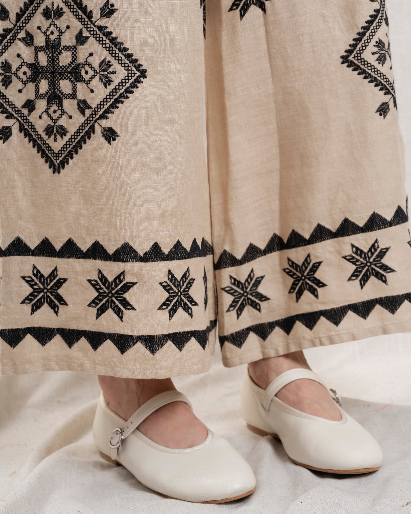Kori | LEFKADA Elastic Wide-Leg Pants - Beige-Black