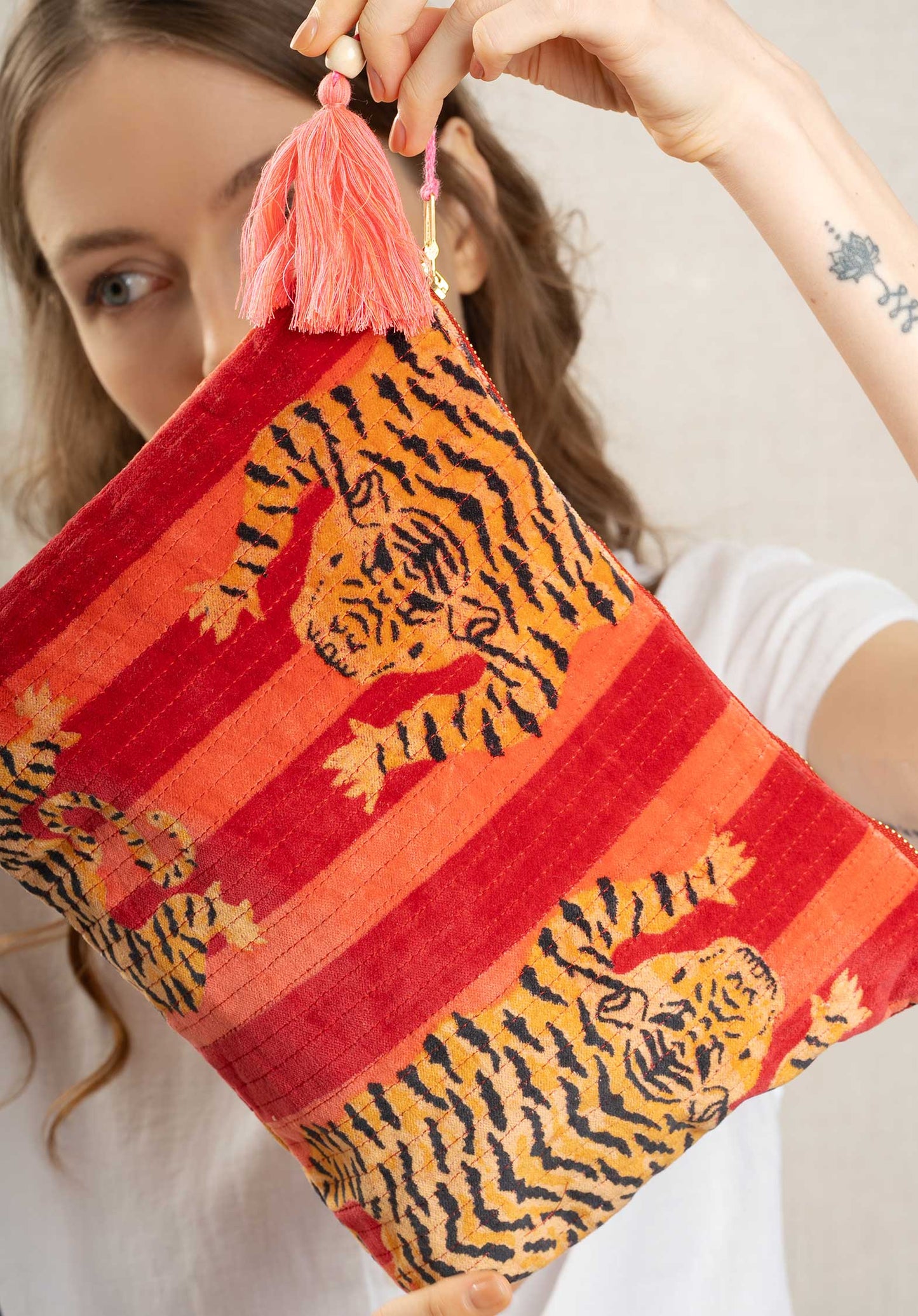 Pouch 2042 Tiger Orange