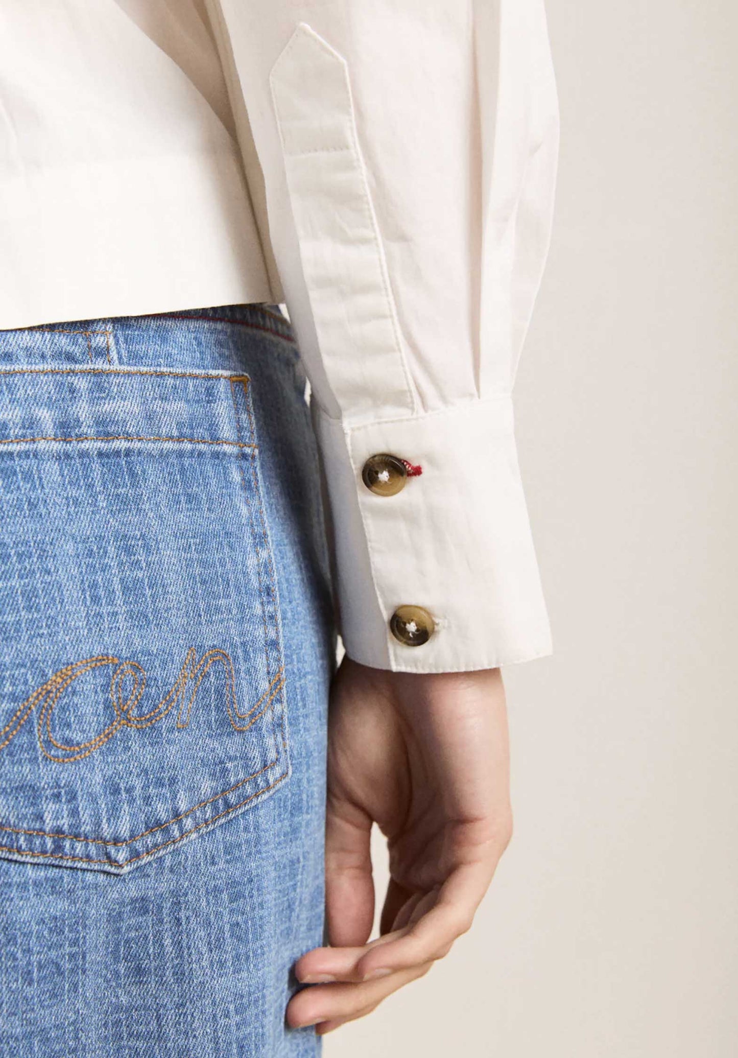 Aw25-dm-2026 Hazel Shirred White