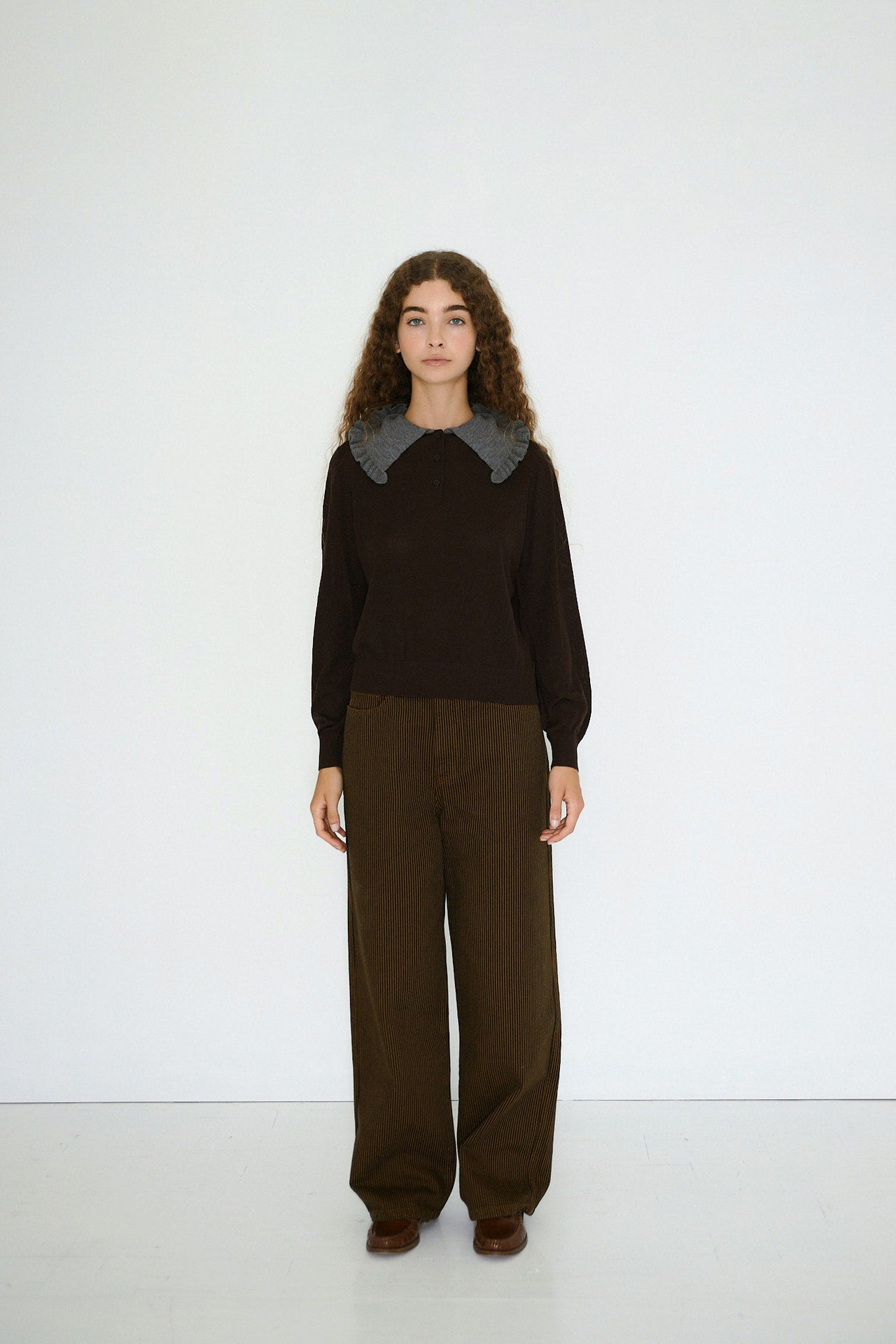 Aw25-692 Sara Sweater Dark-Brown
