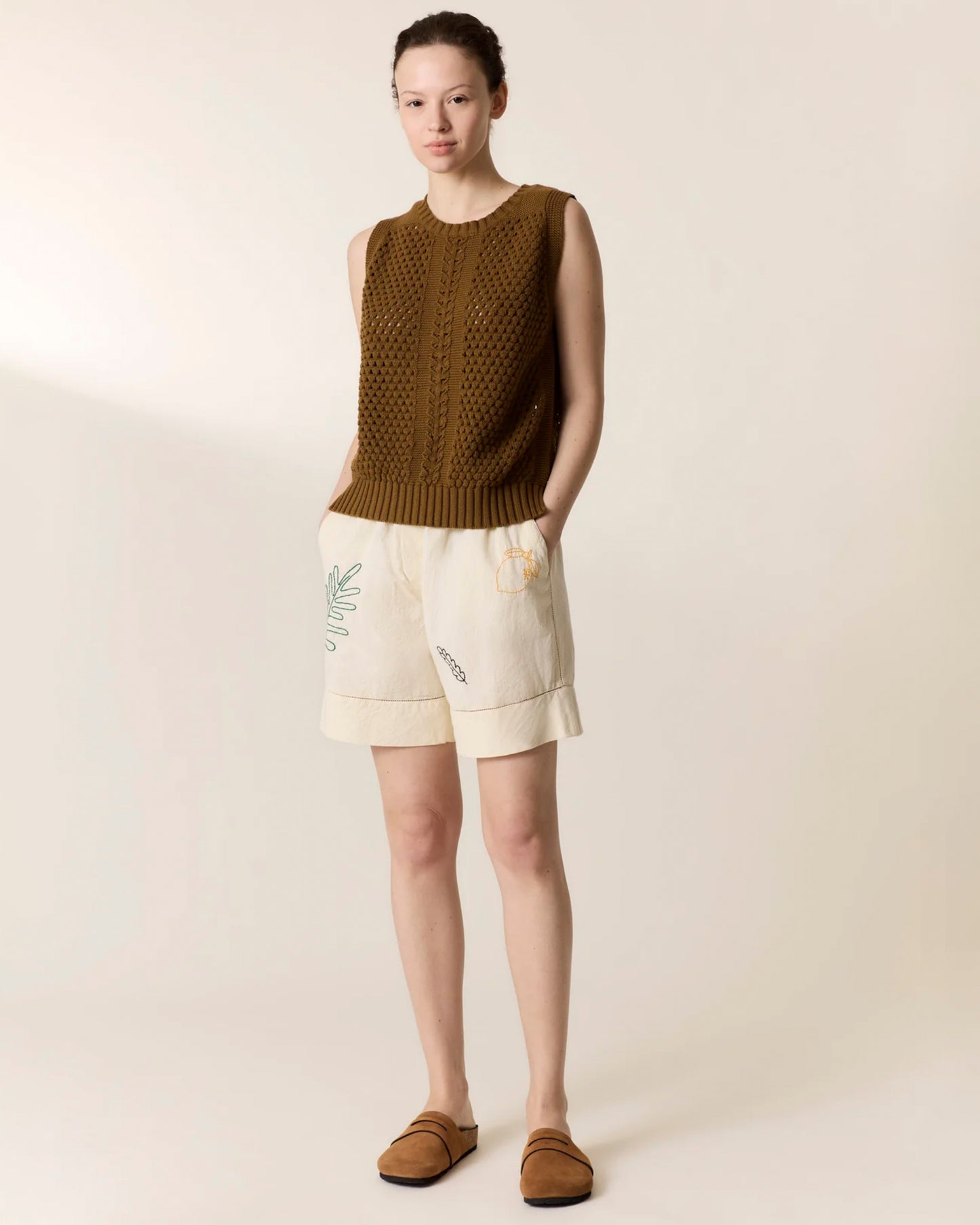 LEON & HARPER | Quiwi Brd Embroidered Shorts - Off-White