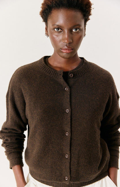 AMV-102 OUI19A-CHOCO CHINE_01.jpg