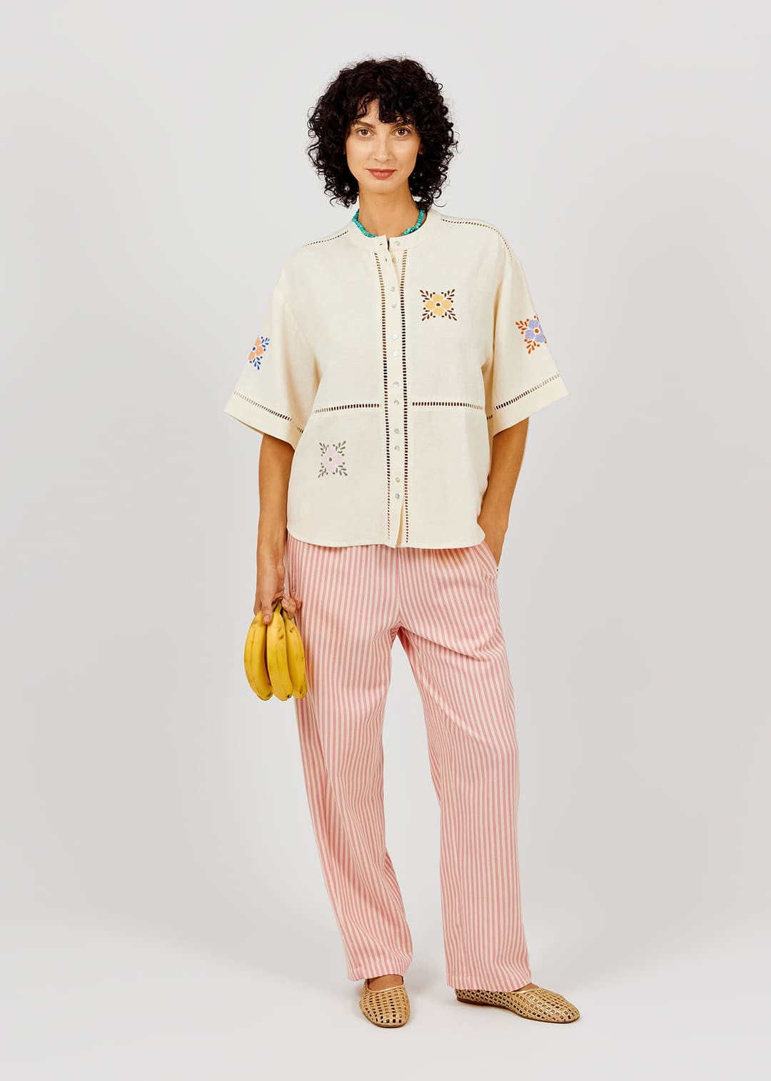 AP-615 BRODERIES BLOUSE-ECRU 12_02.jpg