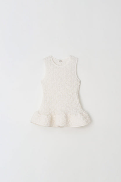 Atelier Edition | Wrinkle Blouse in White - Sculptural Crinkle Top