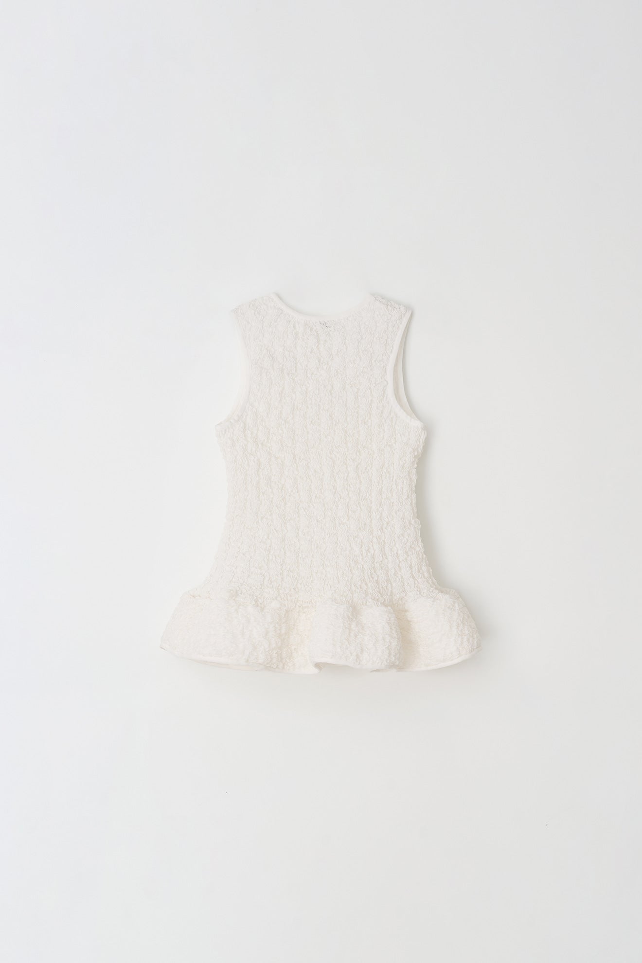 Atelier Edition | Wrinkle Blouse in White - Sculptural Crinkle Top