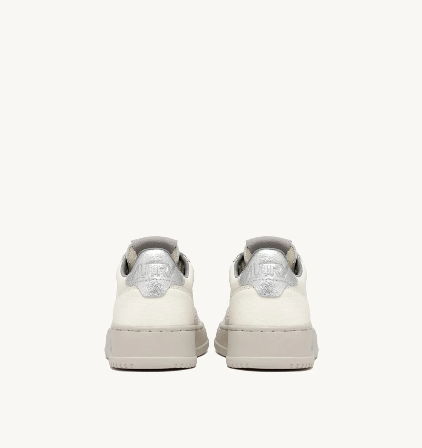 Autry | Medalist Low EL Sneaker - Leather Silver-White