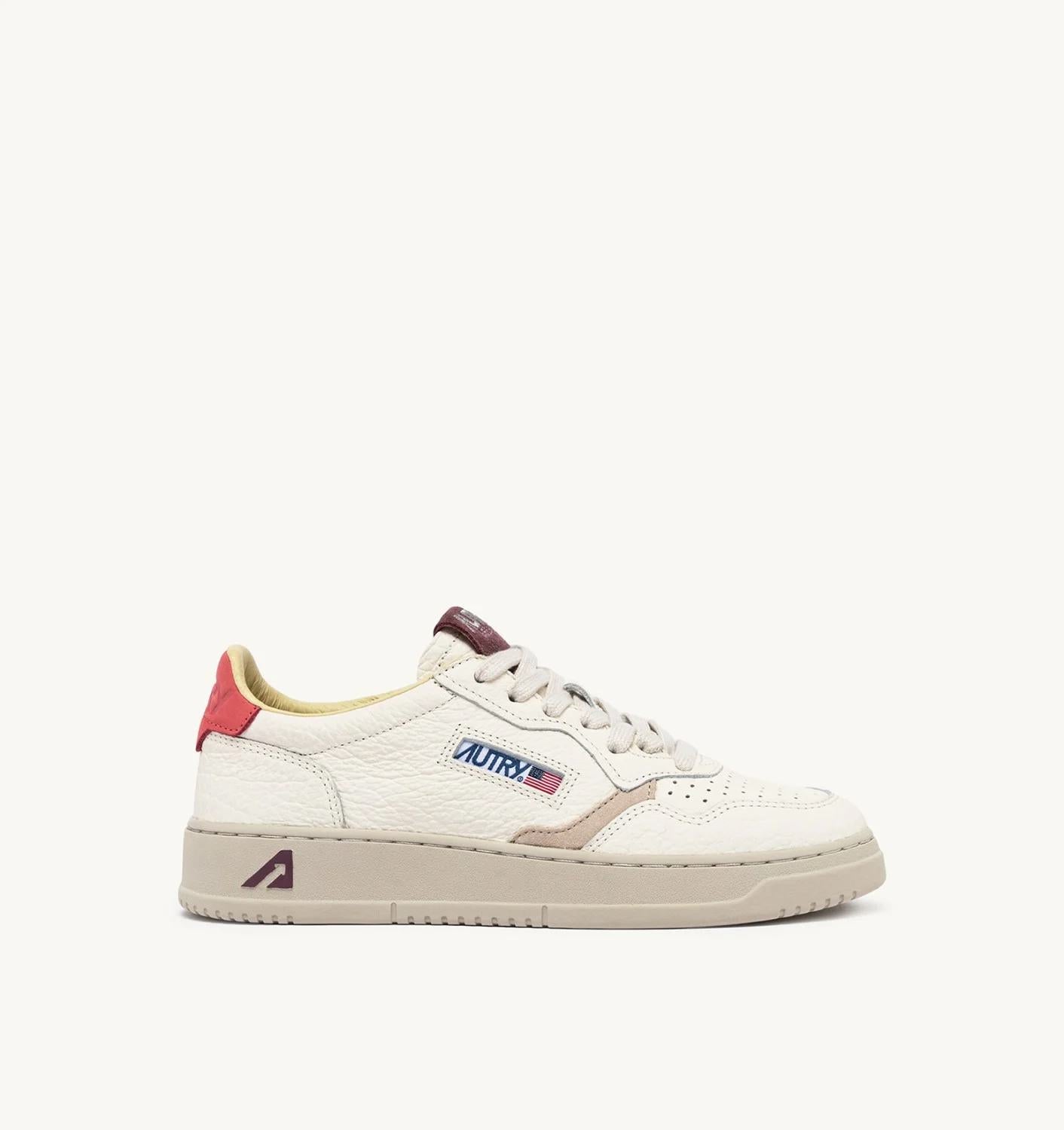 Autry | Medalist Low Sneaker - Pebbled White Leather with Suede Rose-Snd