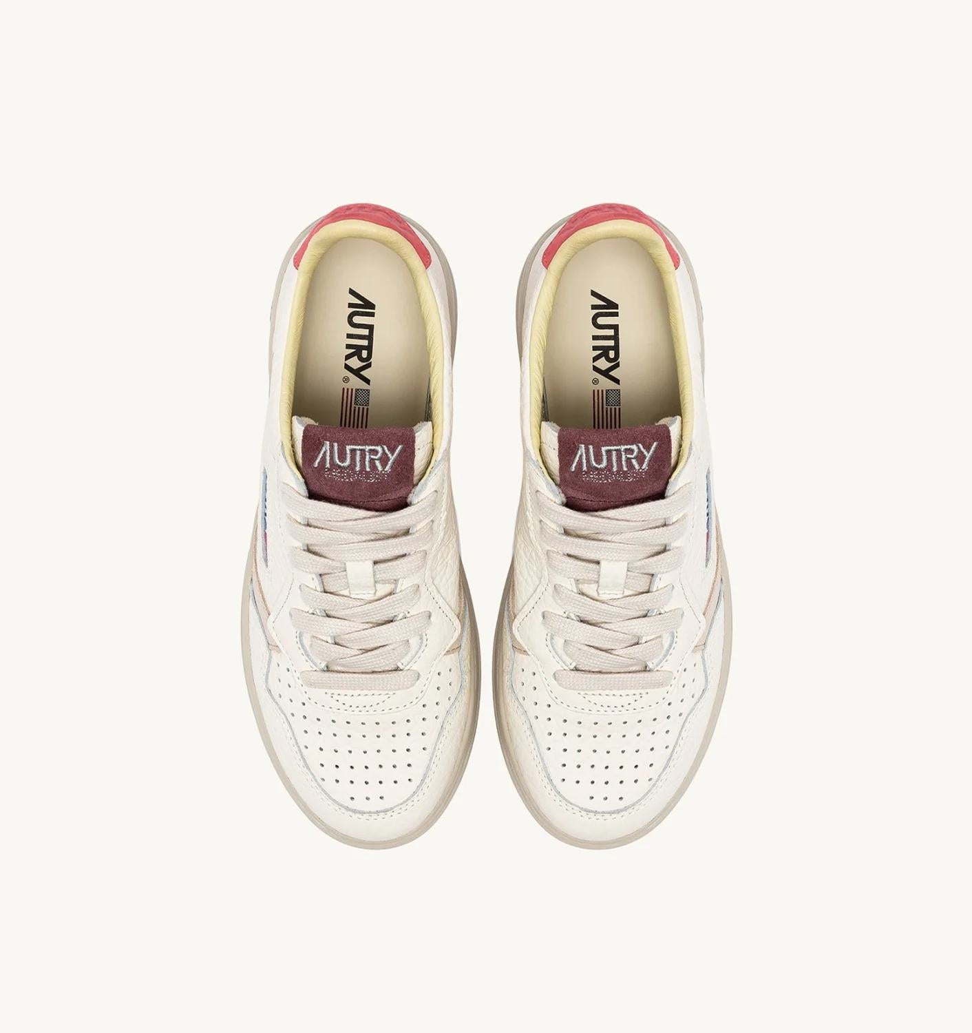Autry | Medalist Low Sneaker - Pebbled White Leather with Suede Rose-Snd