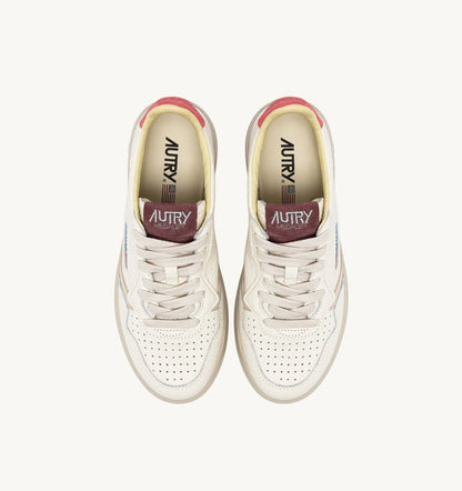 Autry | Medalist Low Sneaker - Pebbled White Leather with Suede Rose-Snd