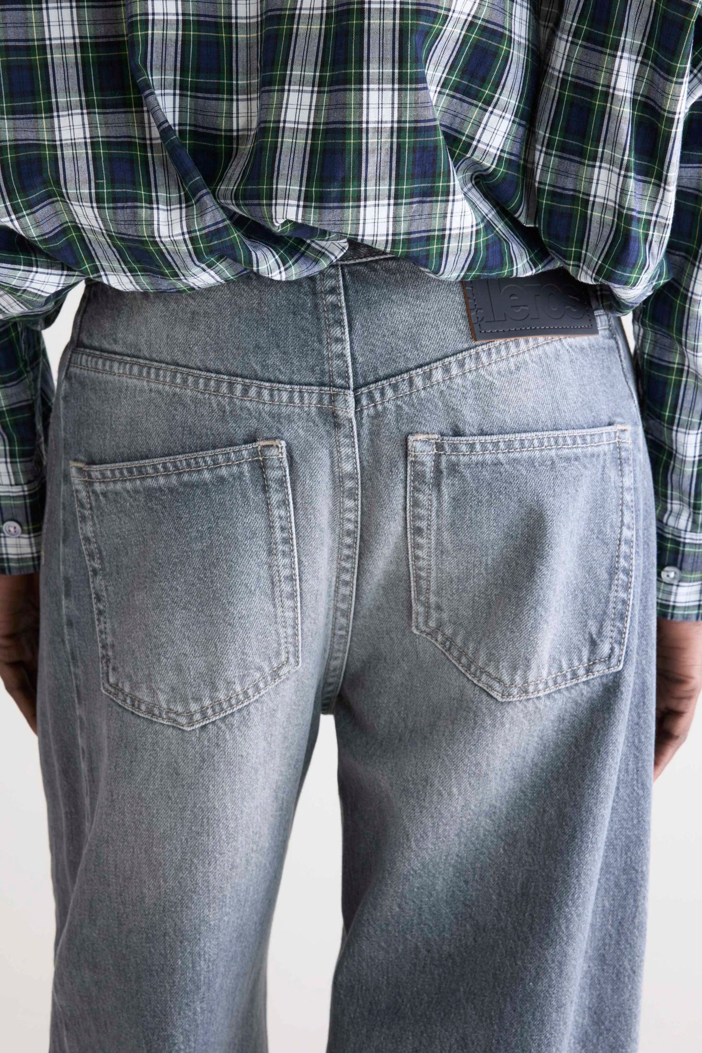 Bw252172 D0521 55 Pacy D0521 Used-Grey