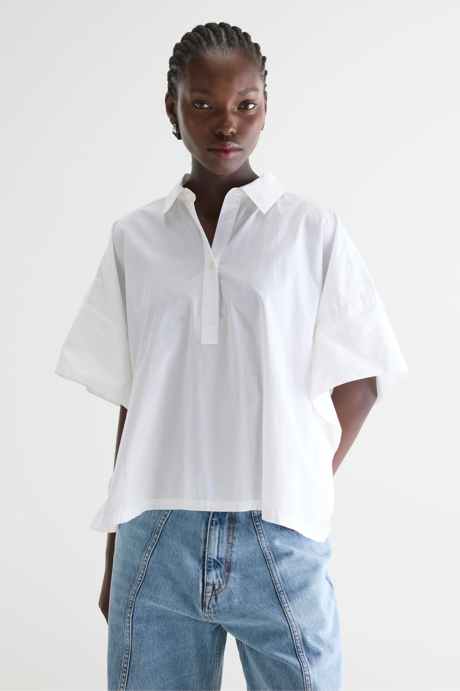 BELLEROSE-187 CAIRN51 P1704-WHITE_01.jpg