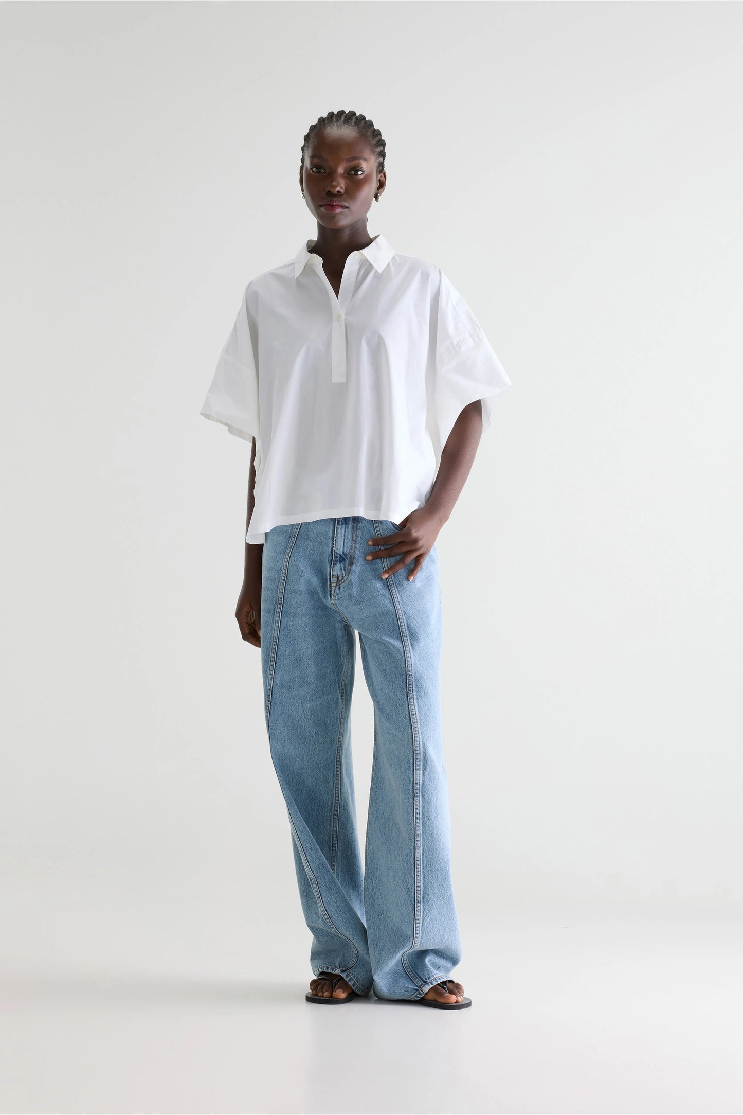 BELLEROSE-187 CAIRN51 P1704-WHITE_02.jpg