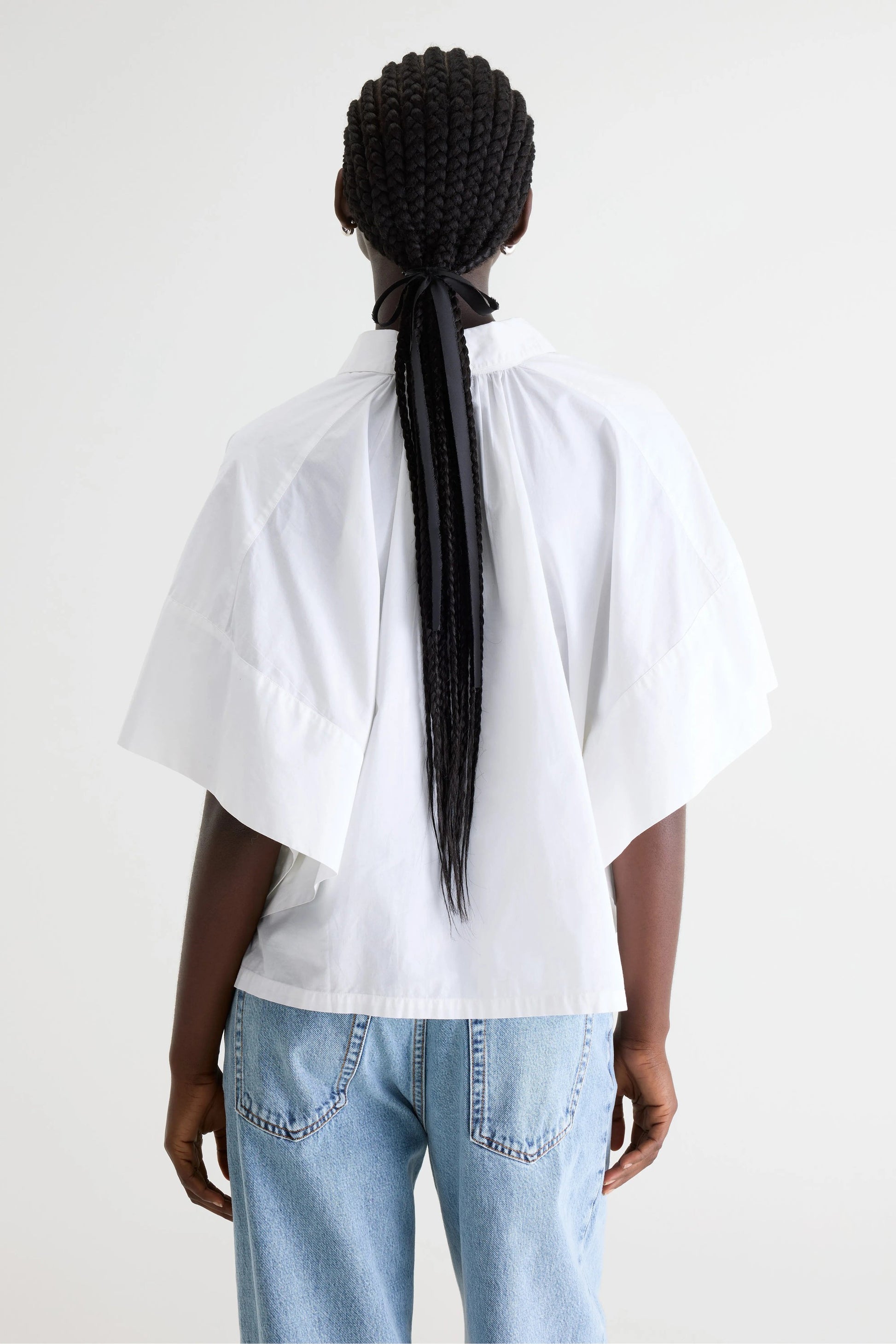 BELLEROSE-187 CAIRN51 P1704-WHITE_03.jpg