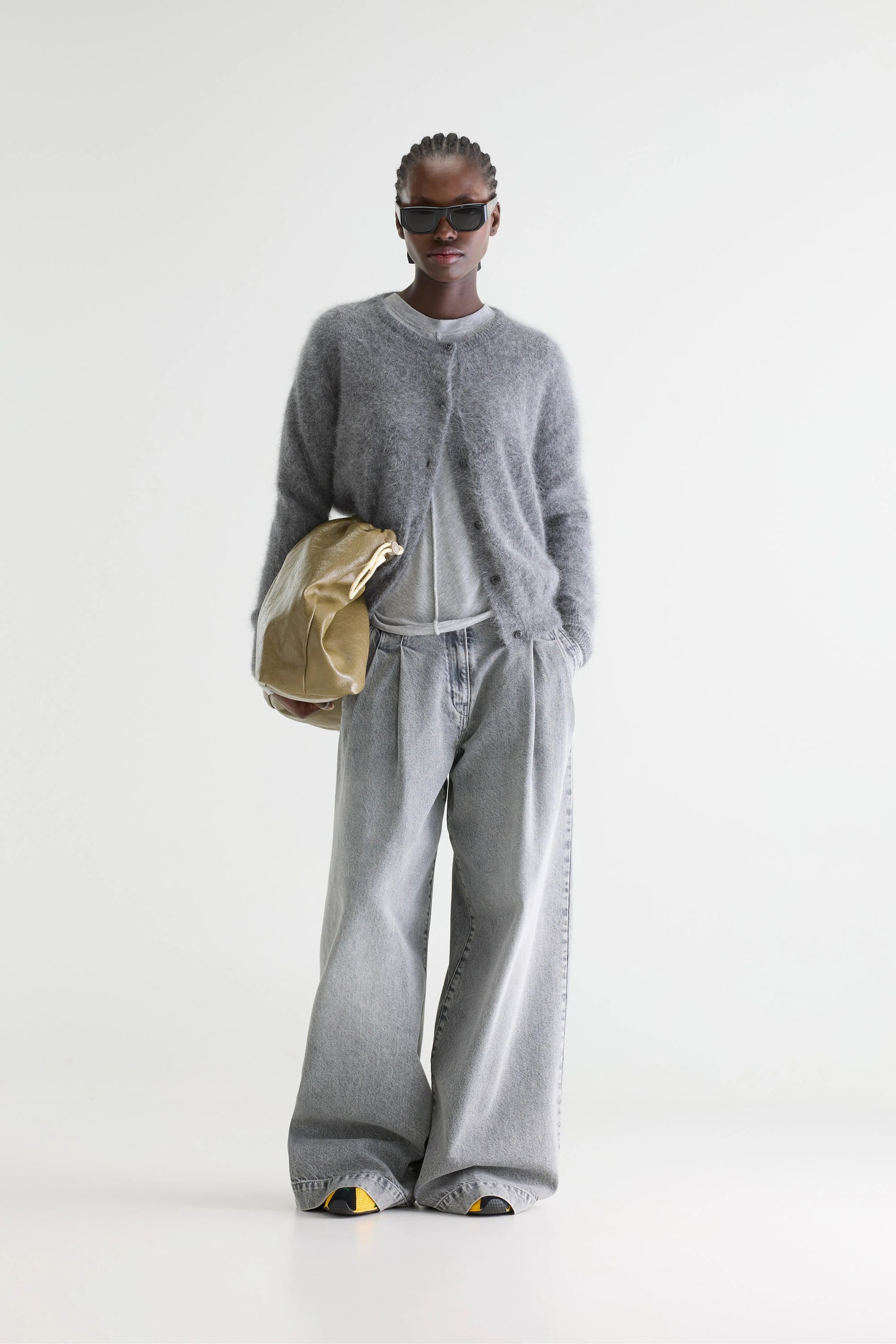 BELLEROSE-187 DATHAN K1014U-MID GREY_02.jpg