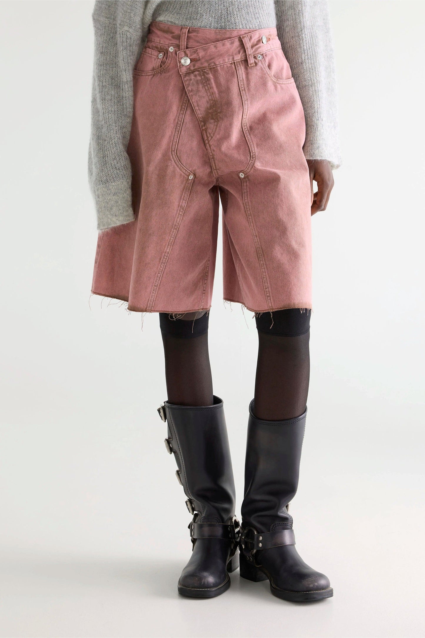 Bellerose | Crossover Waist Bermuda Shorts in Denim Dusty-Pink