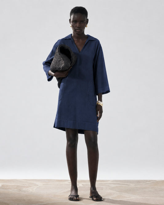 COLOUR-CHANGE-recolour-ONLY-the-garment-named-in-20260928-1412 copy.JPG