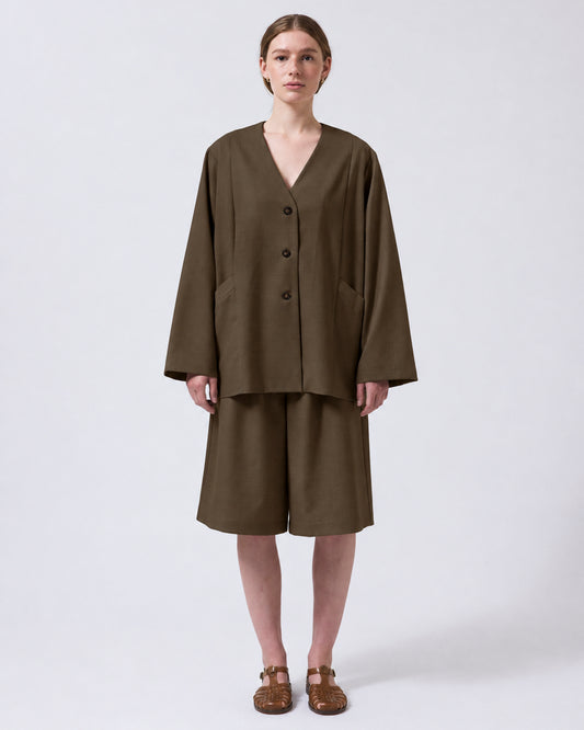 COLOUR-TRANSFER-recolour-ONLY-the-target-garment-20260929-1257 copy.JPG