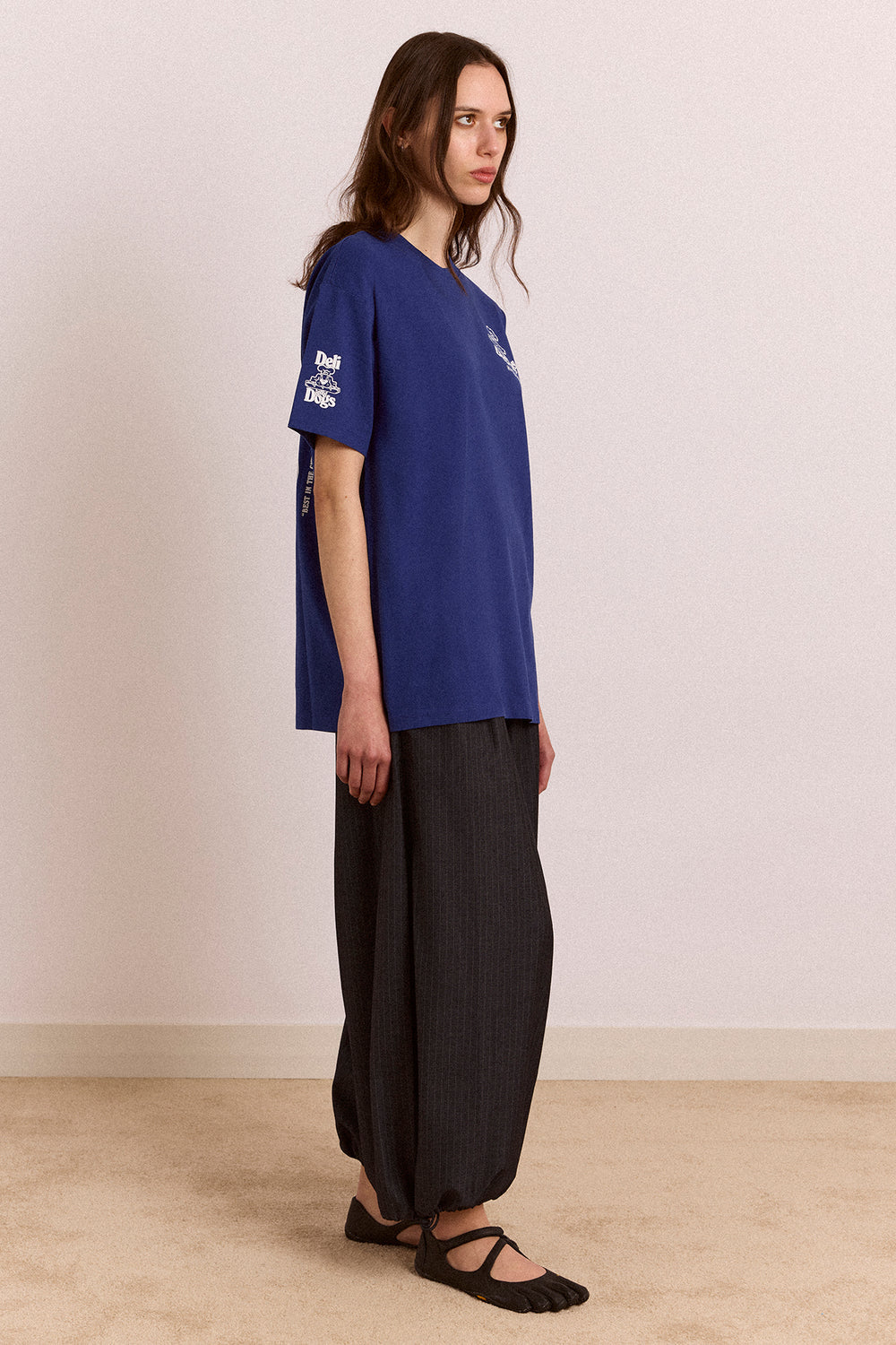 DAMSON MADDER-666 DELI DOG SS GRAPHIC T-BLUE_03.jpg