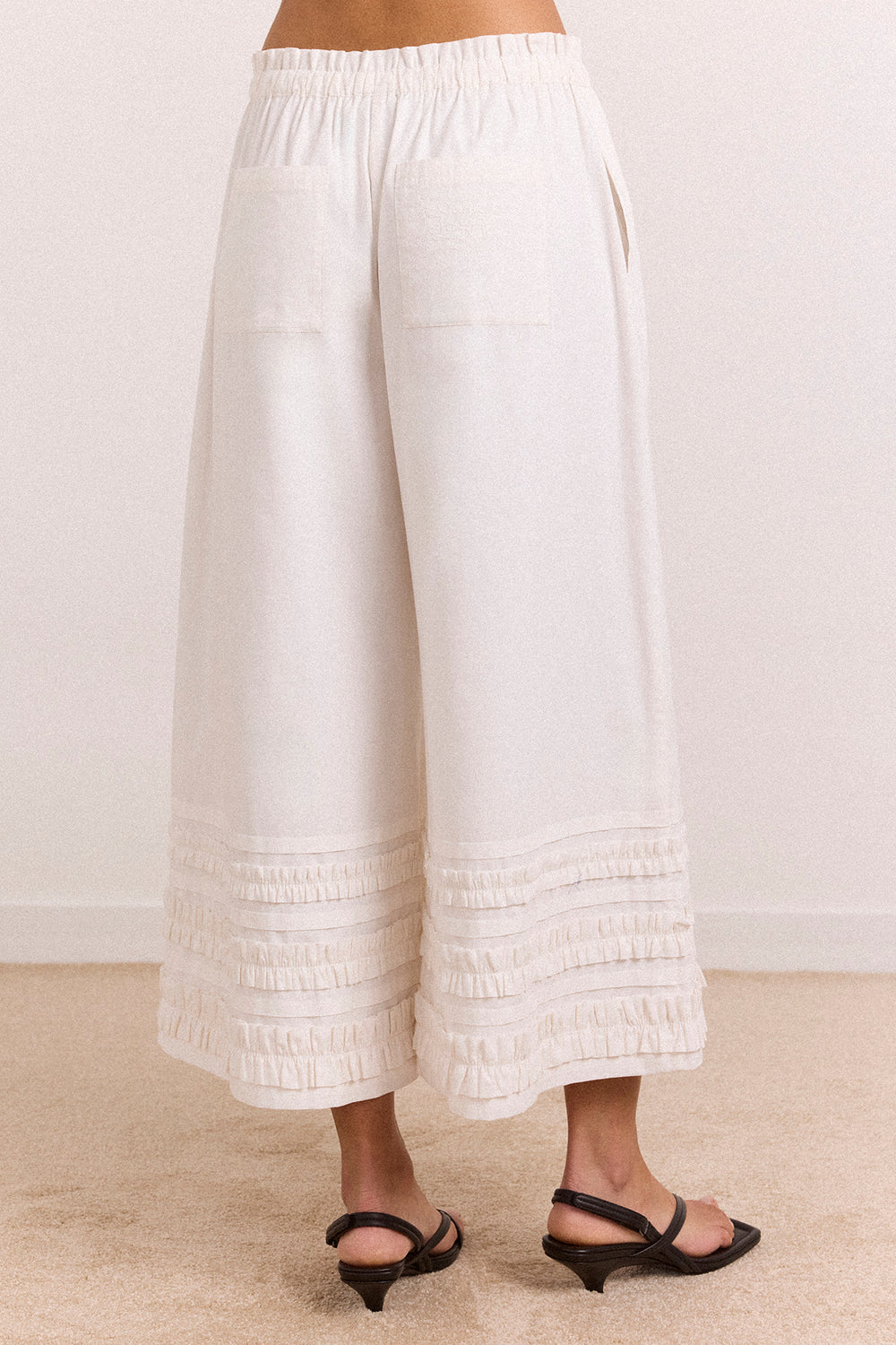 DAMSON MADDER-666 FLORINTINA BLOOM-WHITE_06.jpg