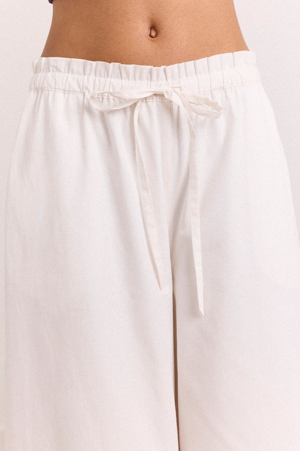 DAMSON MADDER-666 FLORINTINA BLOOM-WHITE_07.jpg