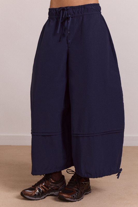 DAMSON MADDER-666 FRIDA BLOOMERS-NAVY_03.png