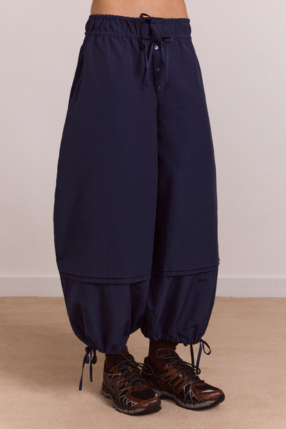 DAMSON MADDER-666 FRIDA BLOOMERS-NAVY_04.png