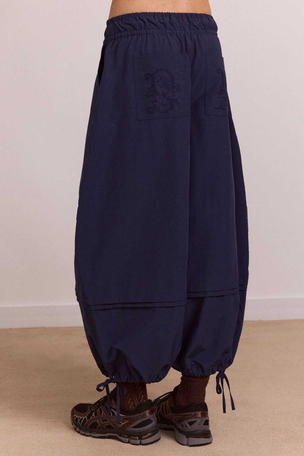 DAMSON MADDER-666 FRIDA BLOOMERS-NAVY_06.png