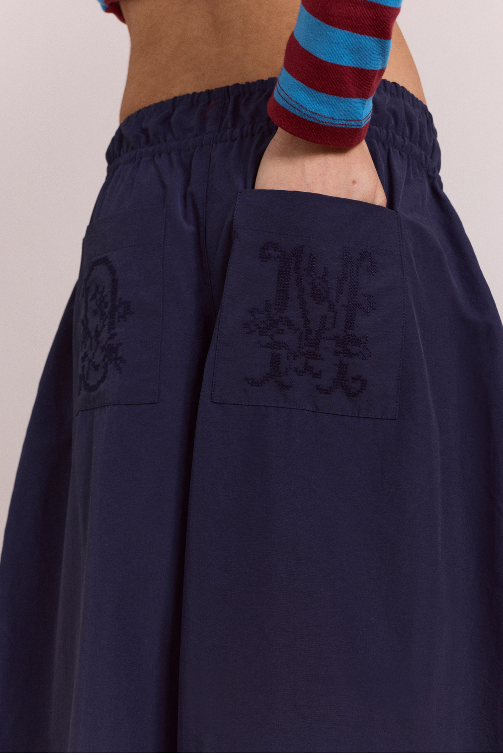 DAMSON MADDER-666 FRIDA BLOOMERS-NAVY_08.png