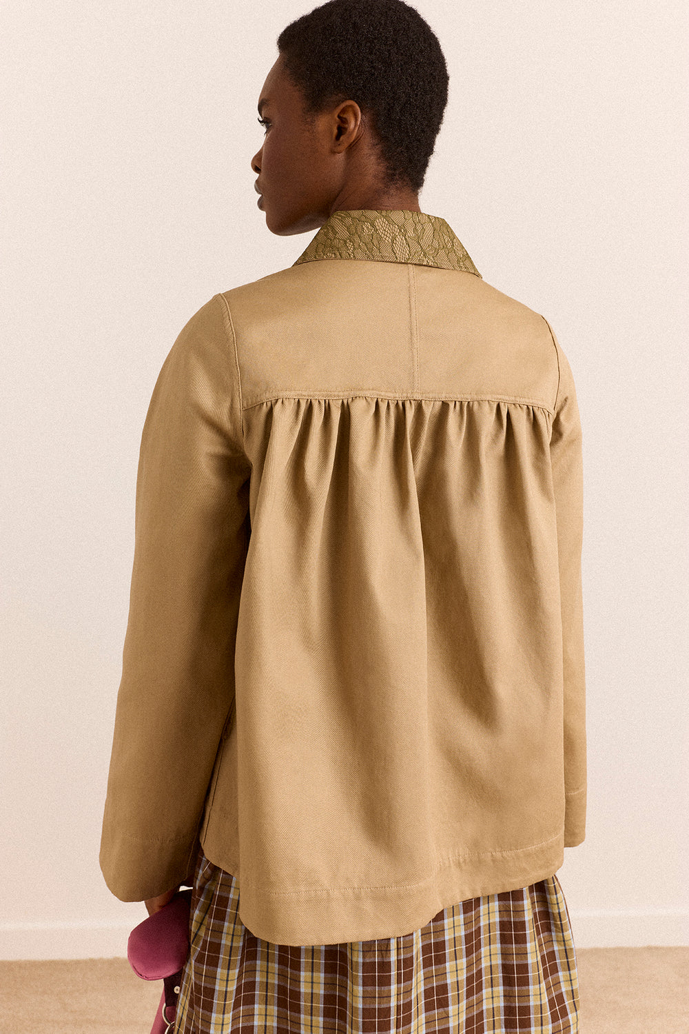 DAMSON MADDER-666 MERCEDES BOW TRENCH-RED ECRU_03.jpg