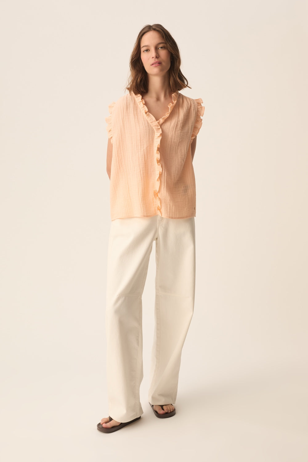 DES PETITS HAUTS-244 SOPRANO-PEACH_03.jpg