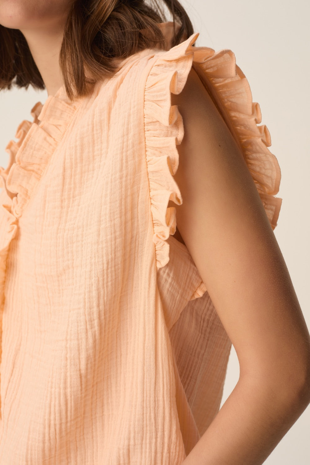 DES PETITS HAUTS-244 SOPRANO-PEACH_05.jpg