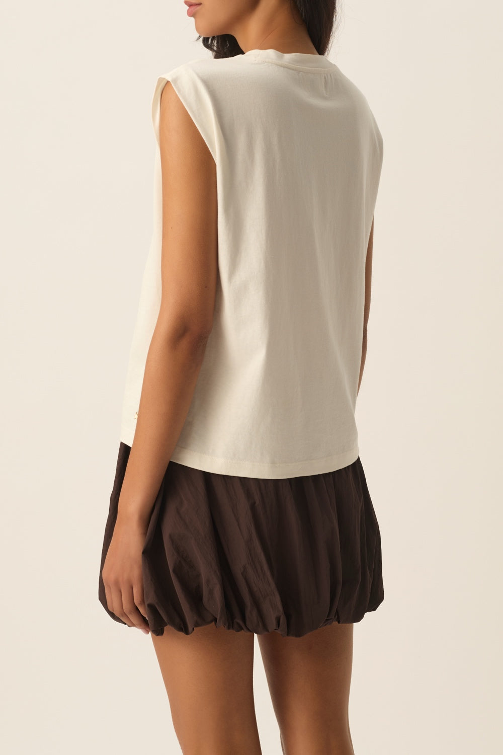 DES PETITS HAUTS-244 YACINTHE-MILK_05.jpg
