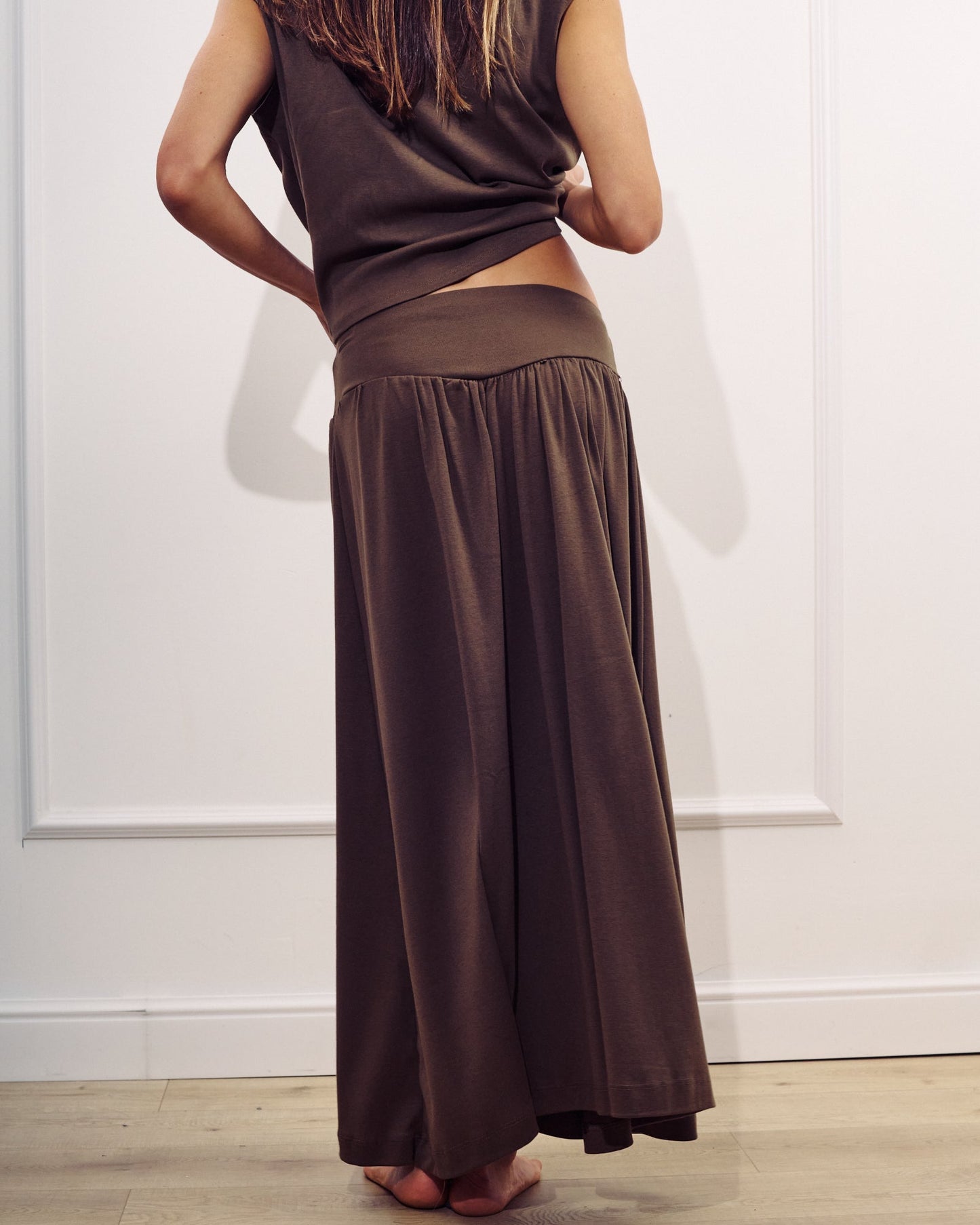 DE Base | Donna Long Skirt - Cotton Chocolate