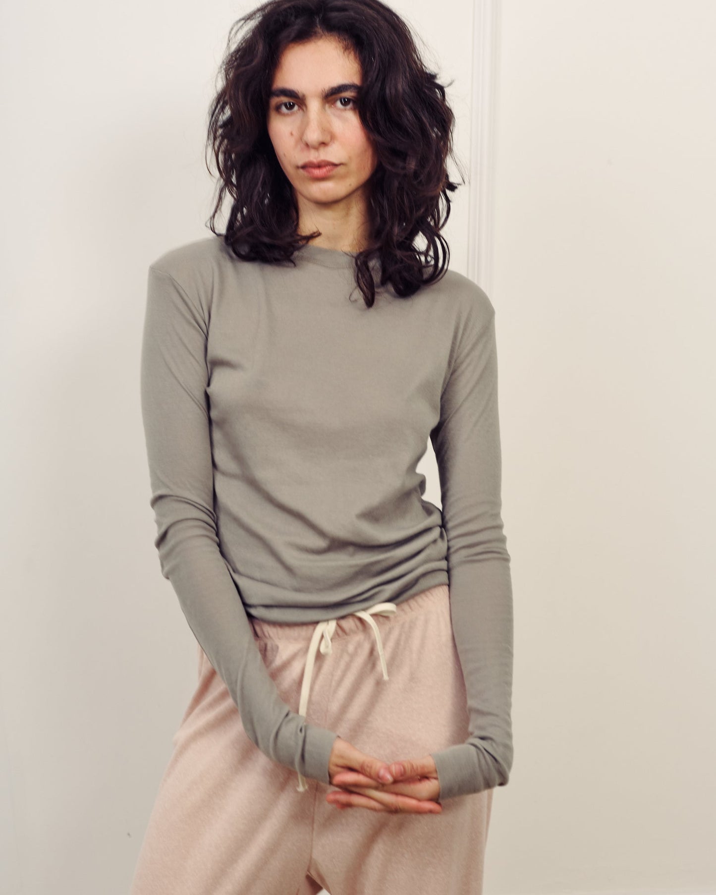 DE Base | Mila Oversized Blouse - Long Sleeve Chelsea-Grey