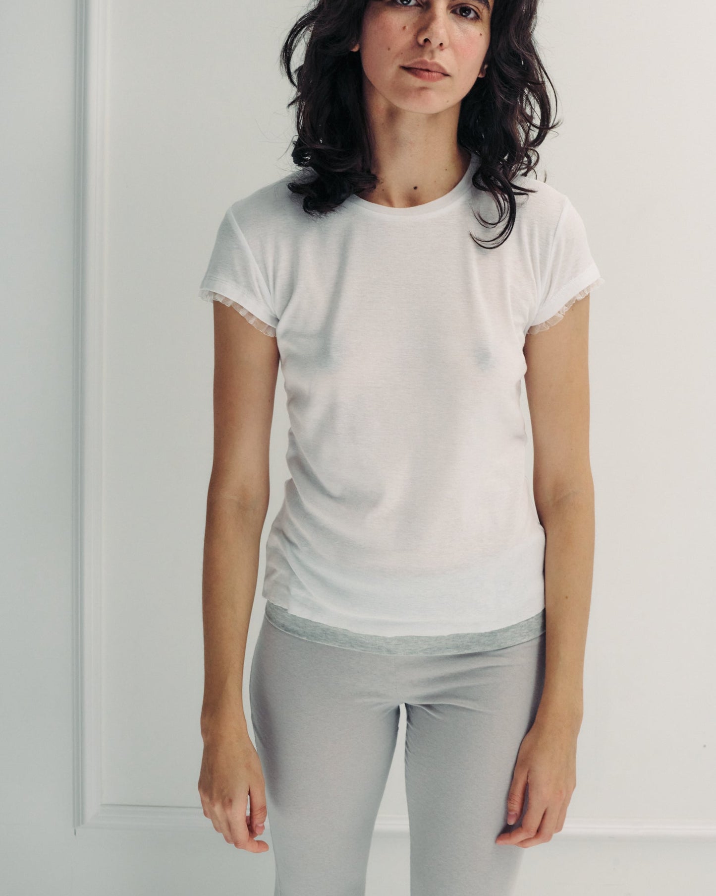 DE Base | Poly T-shirt with Ruffle Sleeve Trim - White