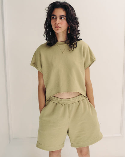 DE Base | Roza T-Shirt - Cropped with Cut-Out Hem Bamboo
