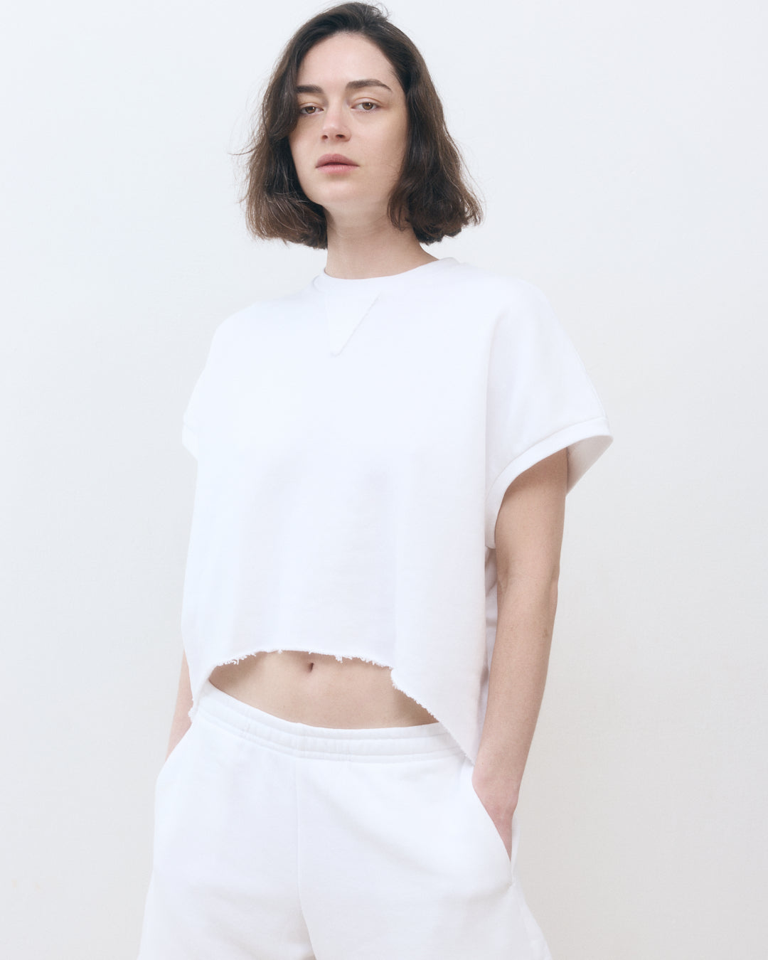 DE Base | Roza T-Shirt - Cropped with Cut-Out White
