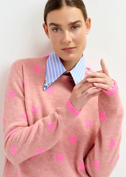 Essentiel Antwerp | Pullover Isa with Heart Intarsia - Relaxed Knit Granny-Underpants