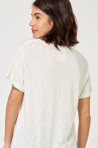 FIVE | Graphic Heart T-shirt in Ricotta Beige