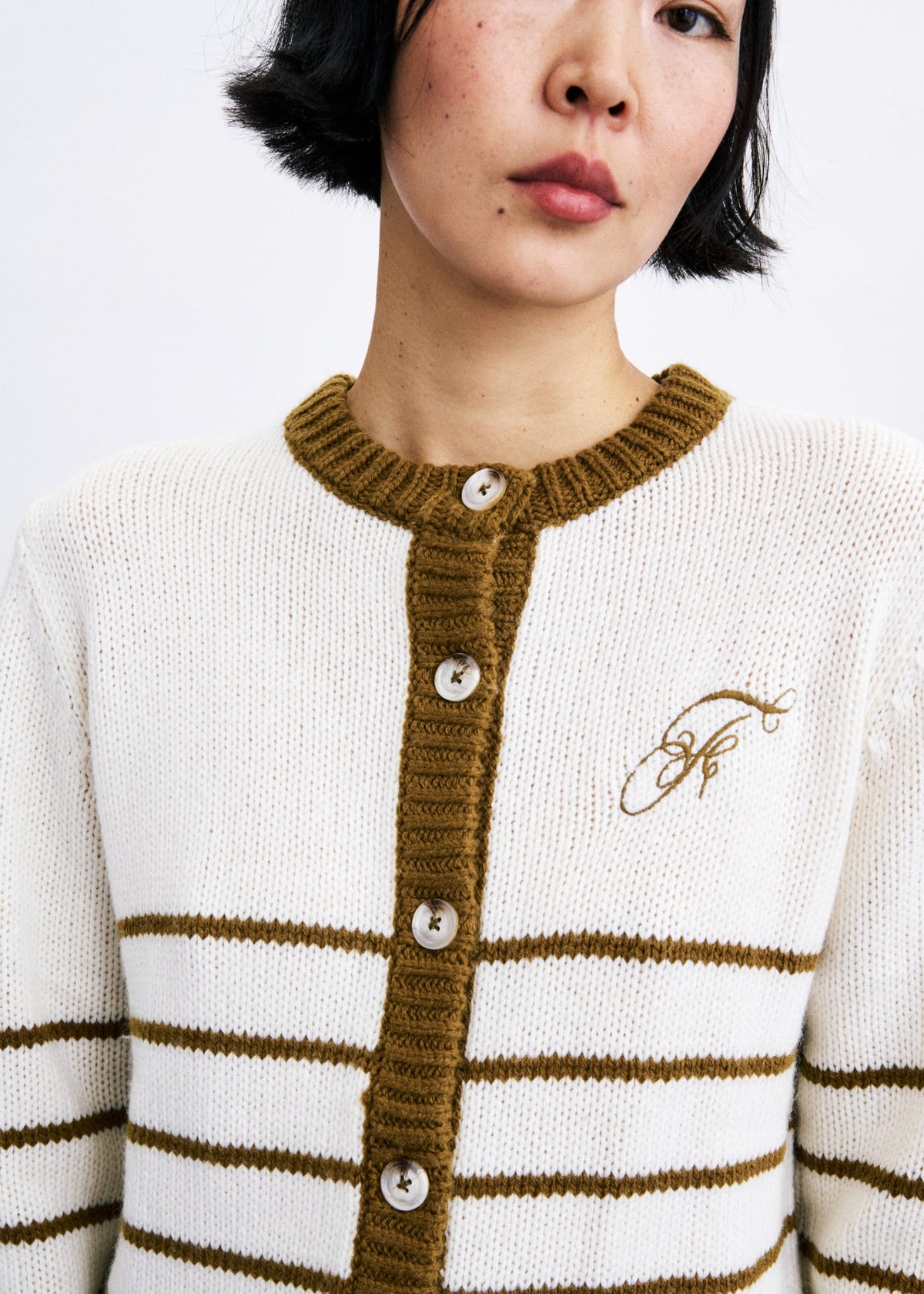 FRNCH-559 CHESIL-CREME_05.jpg