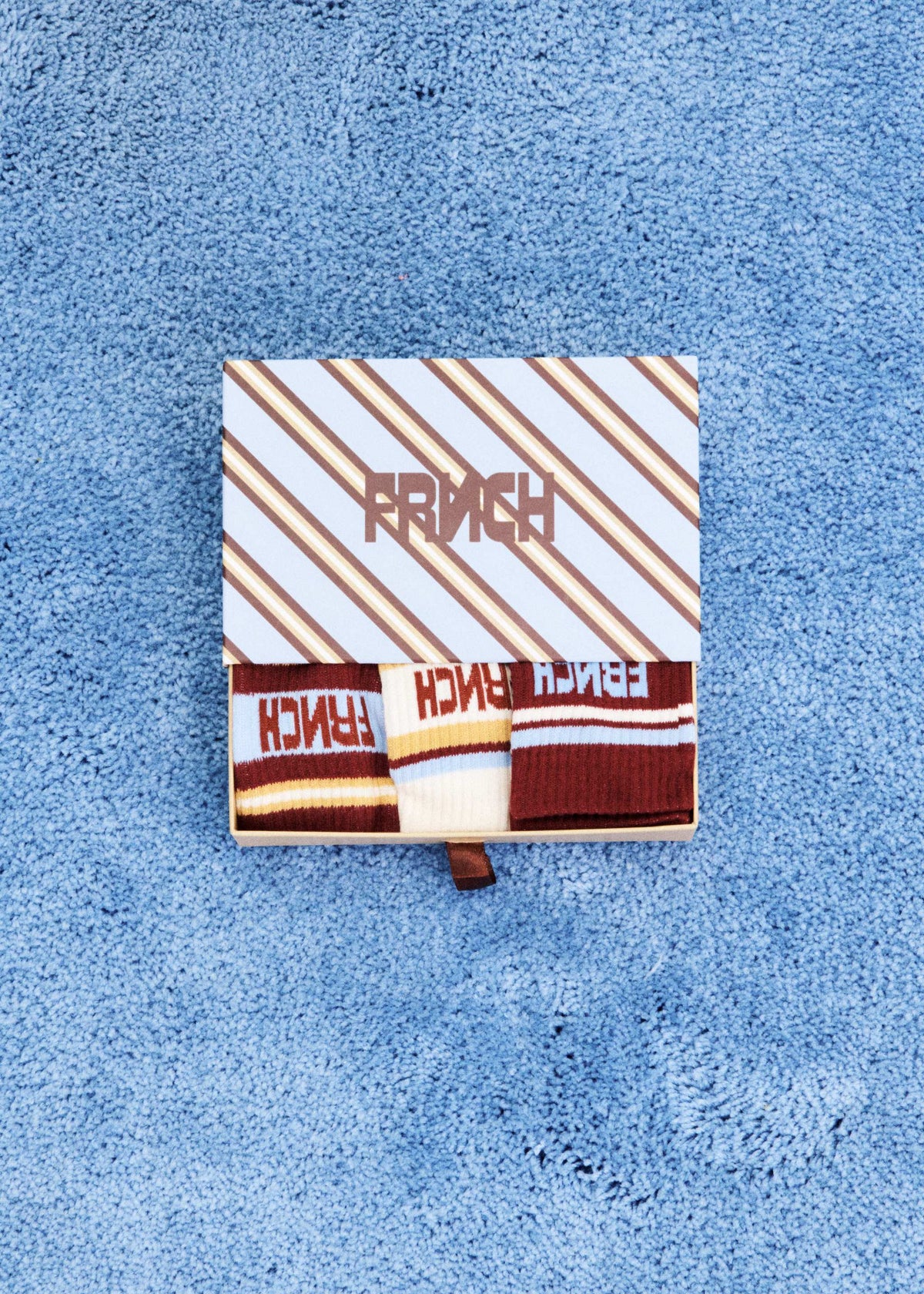 FRNCH-559 EGEE-BLEU CLAIR_01.jpg