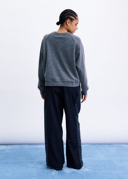 FRNCH-559 ITAEWON-GRIS_03.jpg