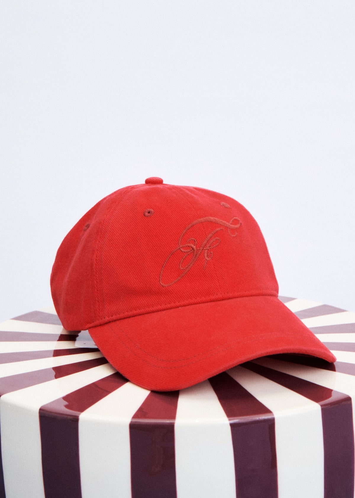 FRNCH-559 LYCORIS-ROUGE_01.jpg